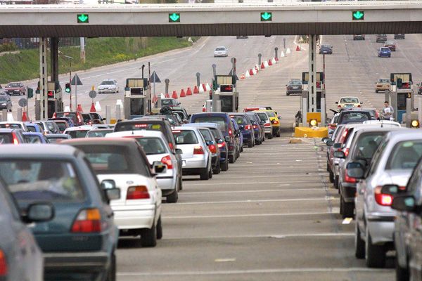 «Μην εξομοιώνετε τα επαγγελματικά αυτοκίνητα με τα λεωφορεία και τα&nbsp;φορτηγά»